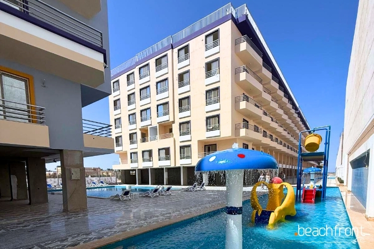 LAVANDA Beachresort – 1-Zimmer-Apartment mit Poolblick