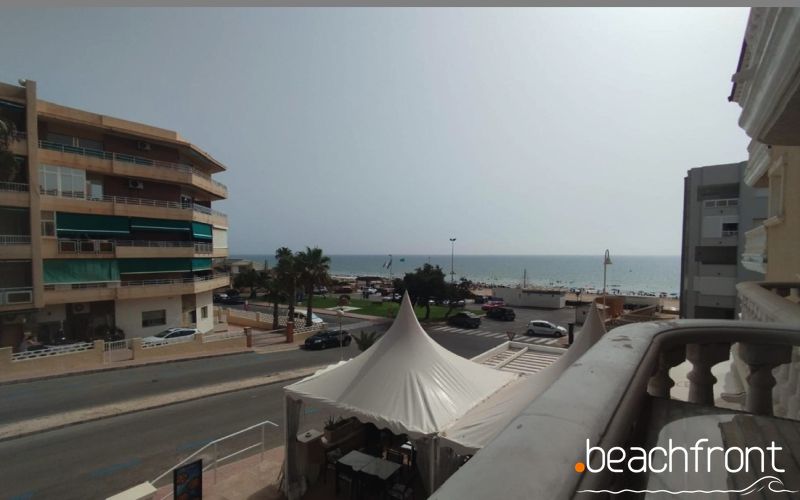Guardamar del Segura | Renoviertes 3-Schlafzimmer-Apartment mit Meerblick | 90 m²